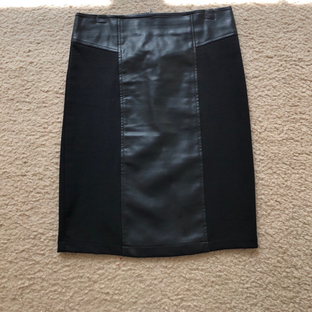 Forever 21 Faux leather Panel Skirt
