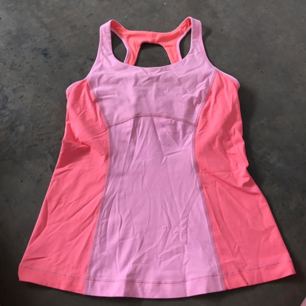 Lululemon tank