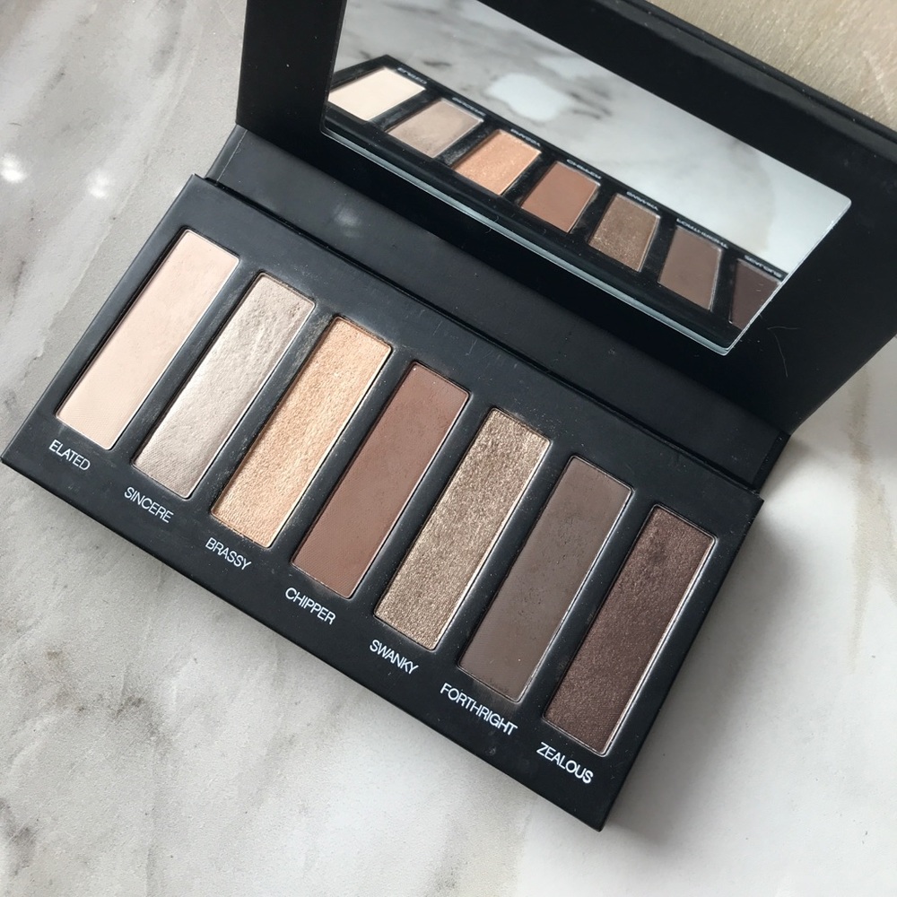 Younique Moodstruck Addiction 1