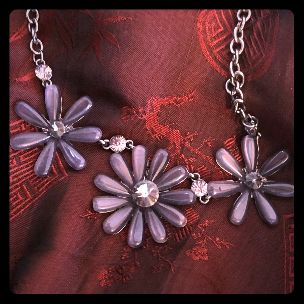 METALLIC GRAY NECKLACE AND EARRINGS NWOT.
