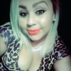 Meet your Posher, Karla