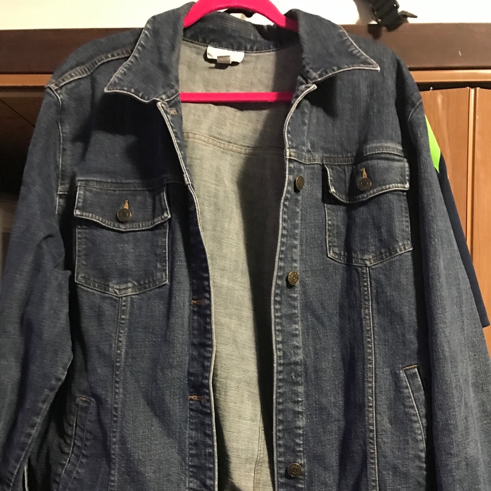 Woman's charter club jean jacket!