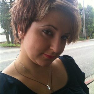 Meet your Posher, Sandi