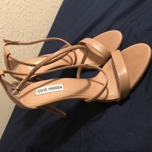 Steve Madden - Nude Pumps