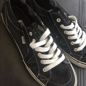 Black Vans Sneakers