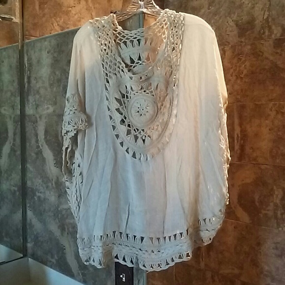 Women’s Crochet spliced top - Picture 2 of 2