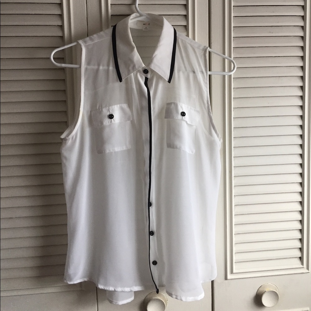 White and black button down tank