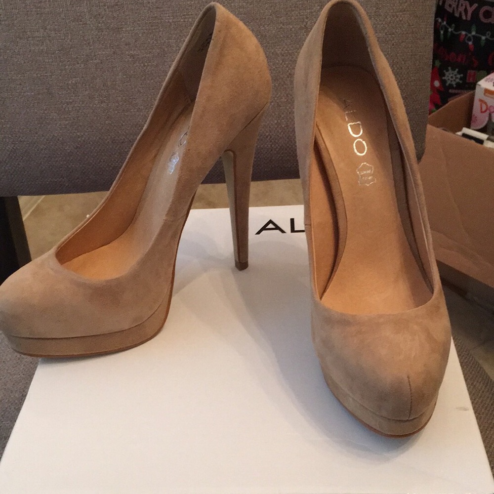 Aldo suede heels size 37