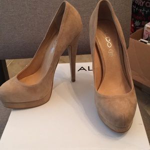 Aldo suede heels size 37