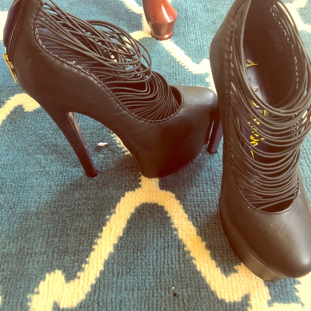 London trash stiletto