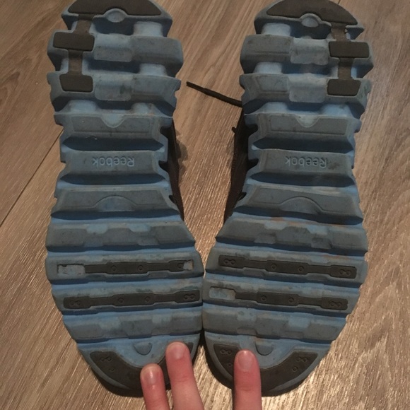 Women's Reeboks ReZigs - Picture 4 of 4