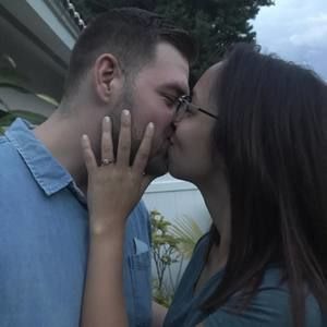 Meet your Posher, Lenora