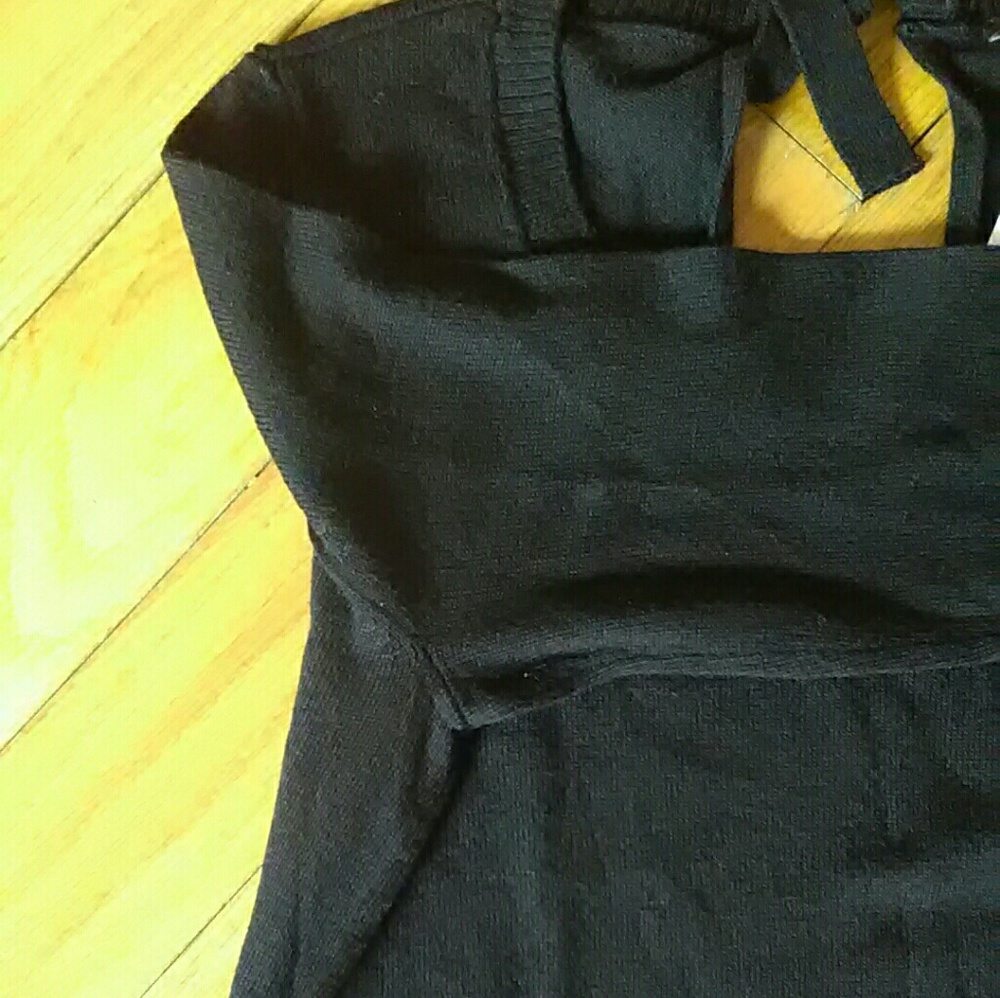 *SOLD* NEW Ann Taylor Long Sleeve Tie Neck Key Hole Top - Picture 7 of 8