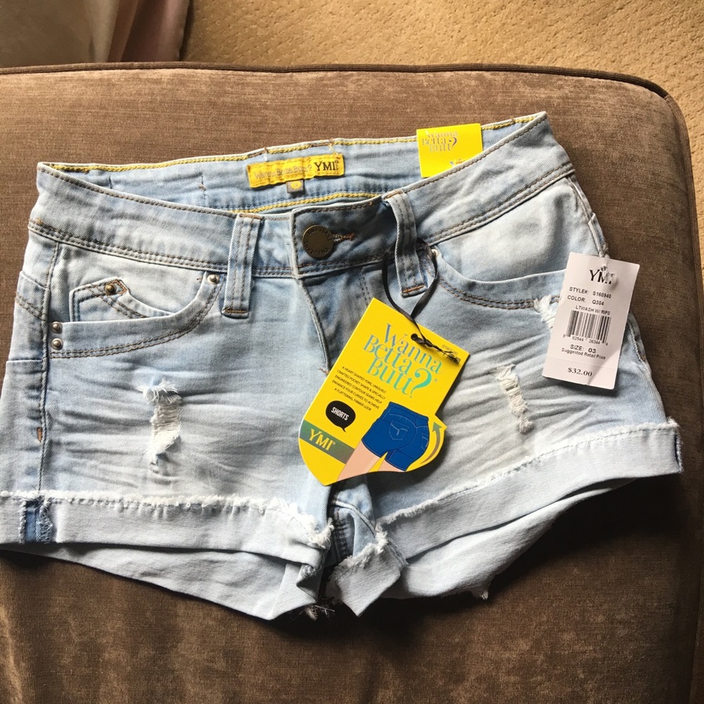 NWT distressed jean shorts