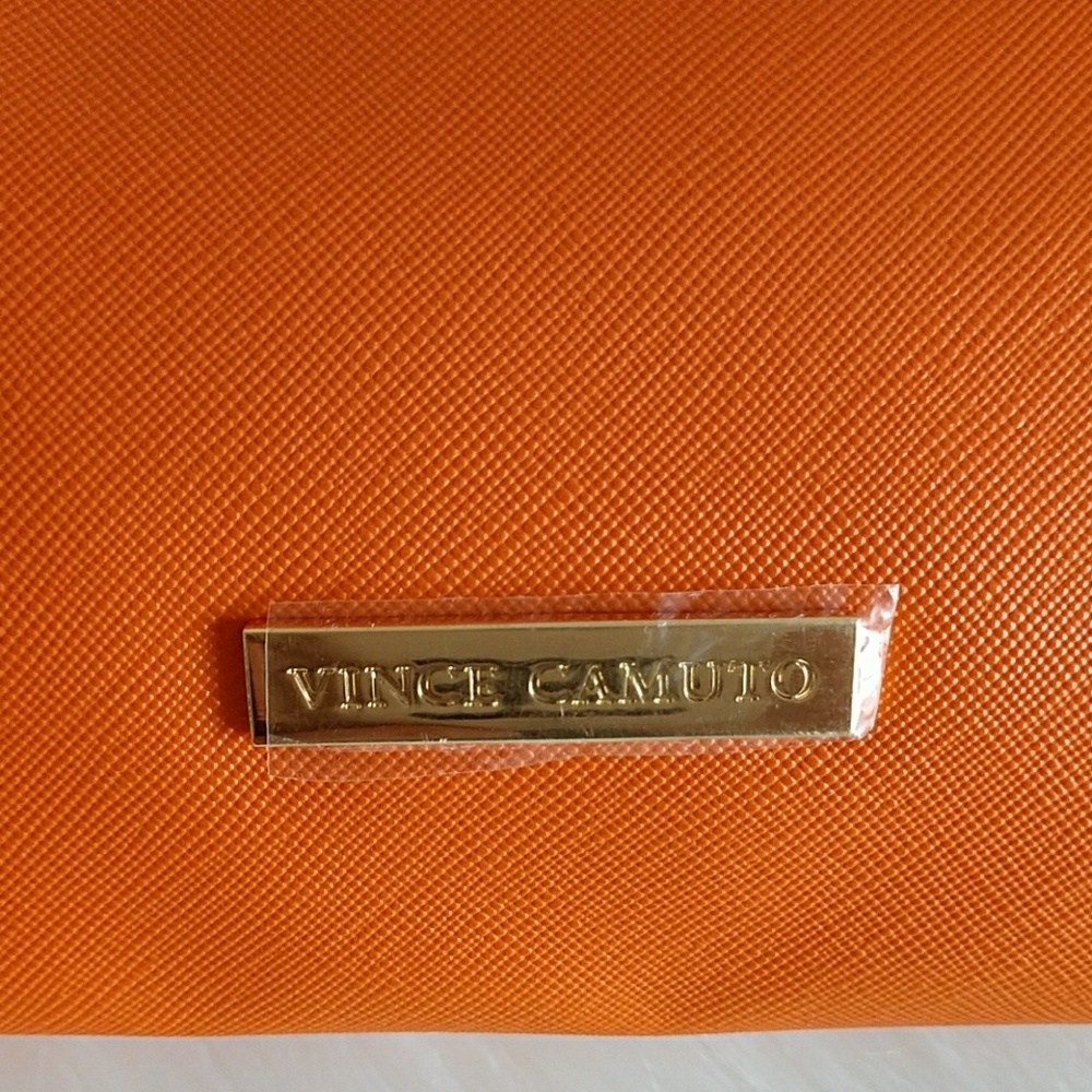 🌼VINCE CAMUTO COSMETIC BAG💞.NWT - Picture 5 of 8