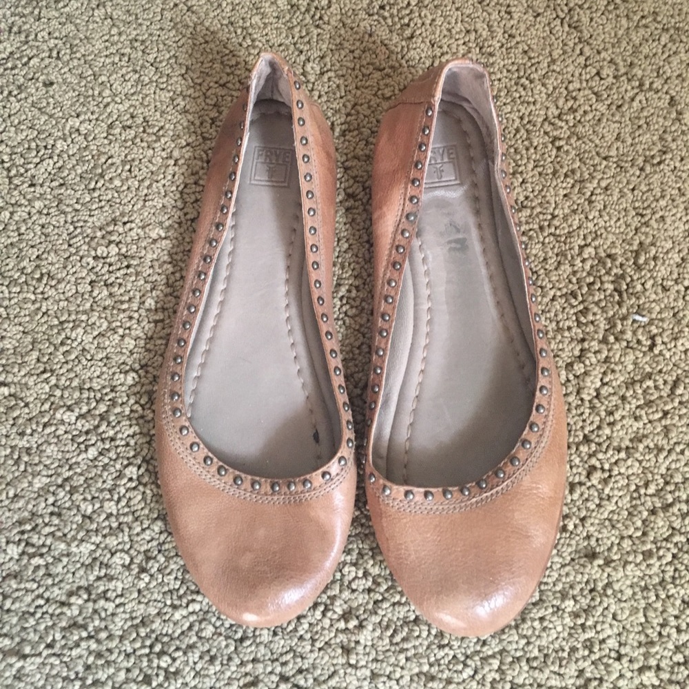 Frye Carson rivet ballet flats 7.5