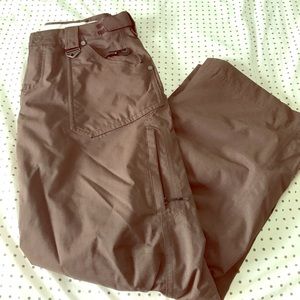Oakley, baggy fit ski/ride pants