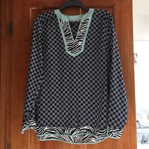 Dana Buchanan navy and real blouse