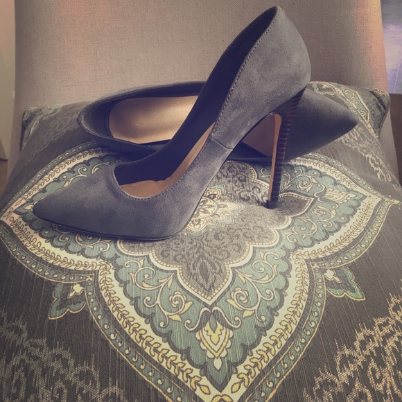 🔥Slate Blue & Chestnut Brown Heels🔥 - Picture 1 of 6
