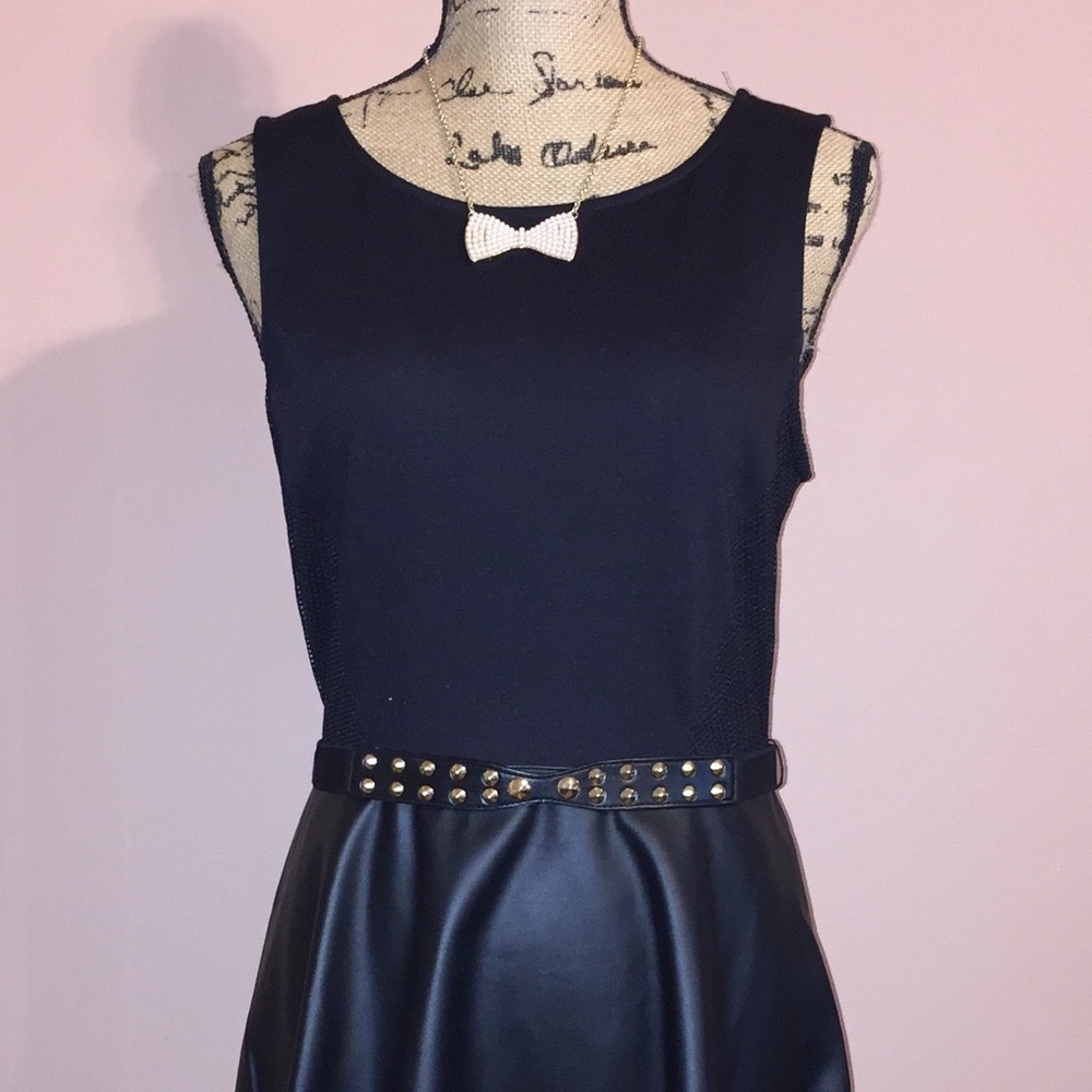 Princes Vera Wang Junior's Faux Leather LBD.