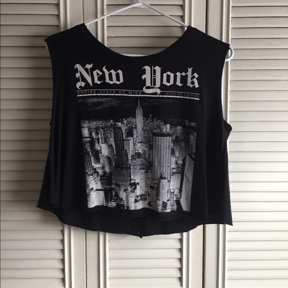 NYC super cute crop top