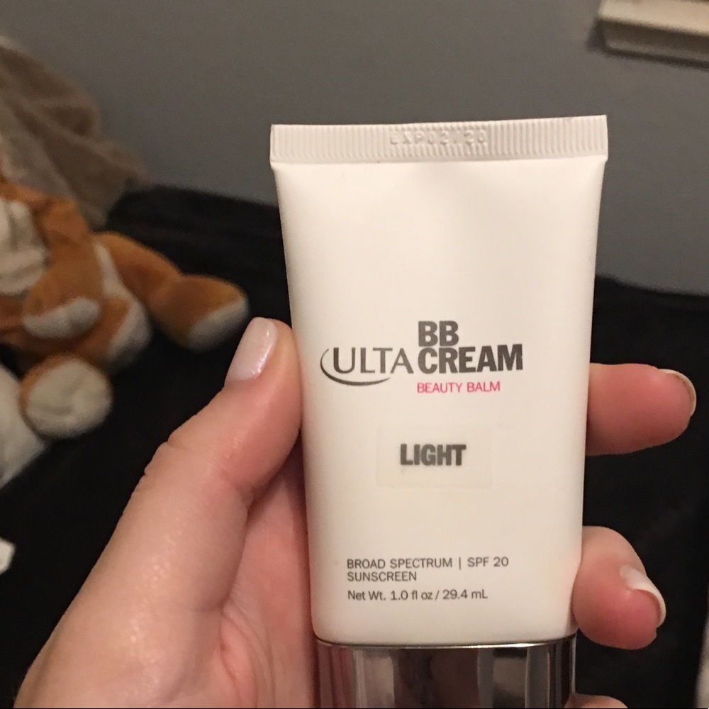 BB Ulta cream light shade