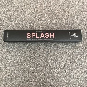 Younique Splash Liquid Lipstick.