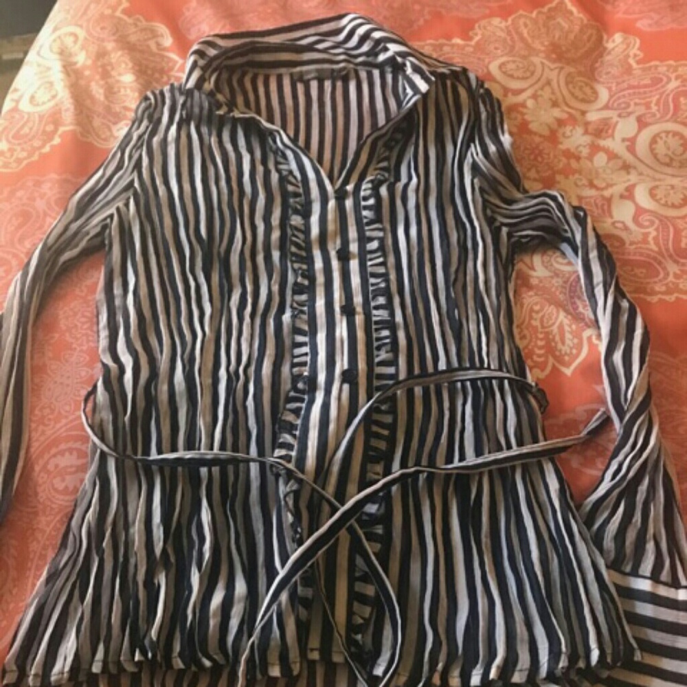 Apt. 9 Navy Blue and White Blouse
