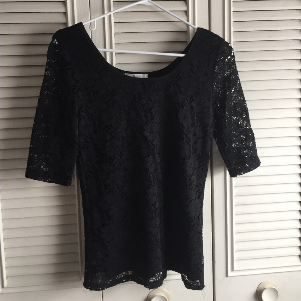 Black lacey top