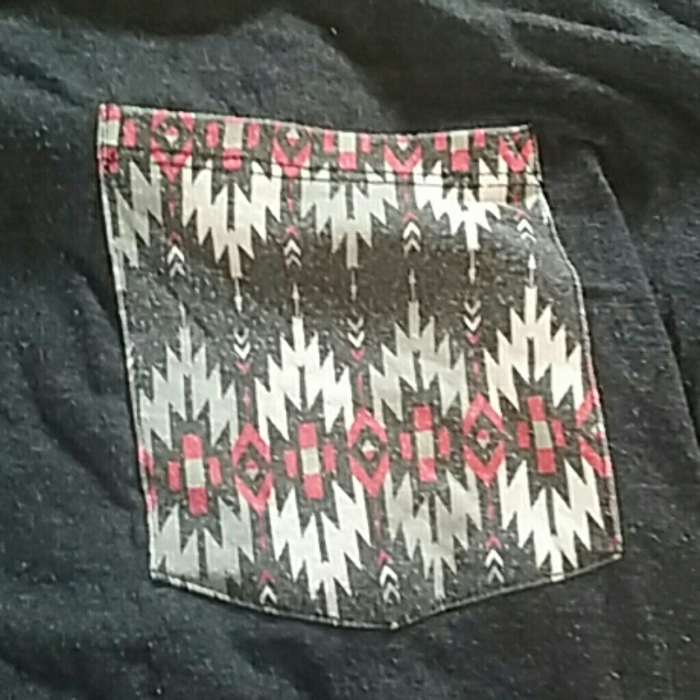 Top, w/pocket - Picture 2 of 2