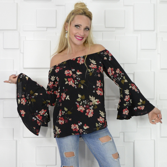 Floral Off Shoulder top - Picture 3 of 4