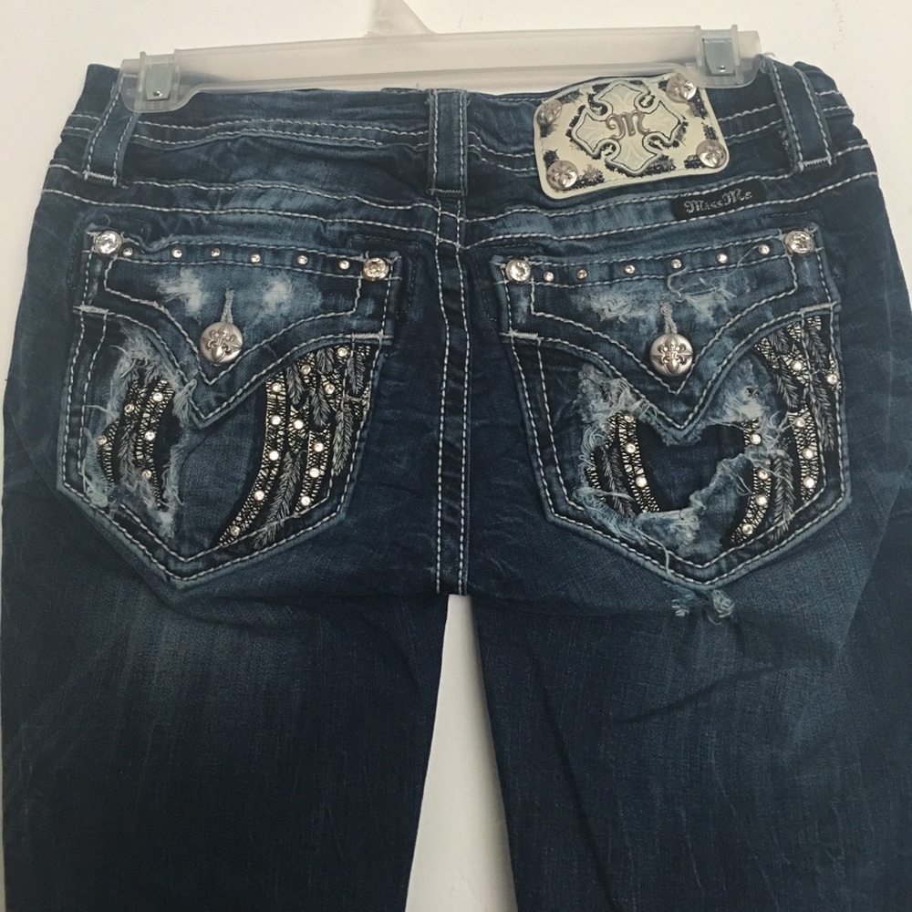 Miss Me Rhinestone Bootcut Jeans 26 Dark wash