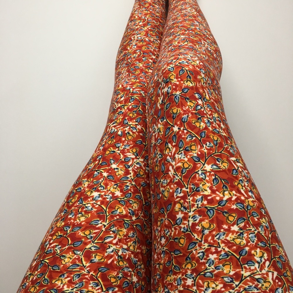 LuLaRoe OS Brick Red Floral Leggings