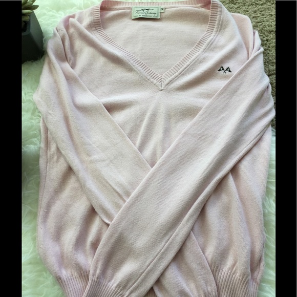 Light pink Burberry v-neck sweater - Picture 2 of 3