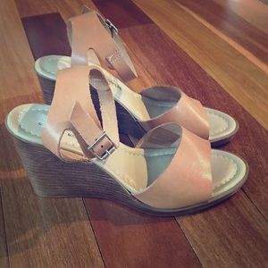 Beautiful wedge sandals, worn only once!