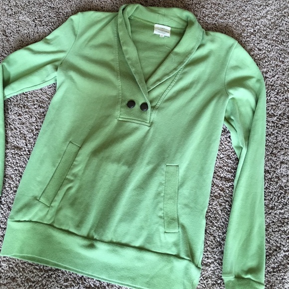 Banana Republic Tops - BR apple green sweatshirt