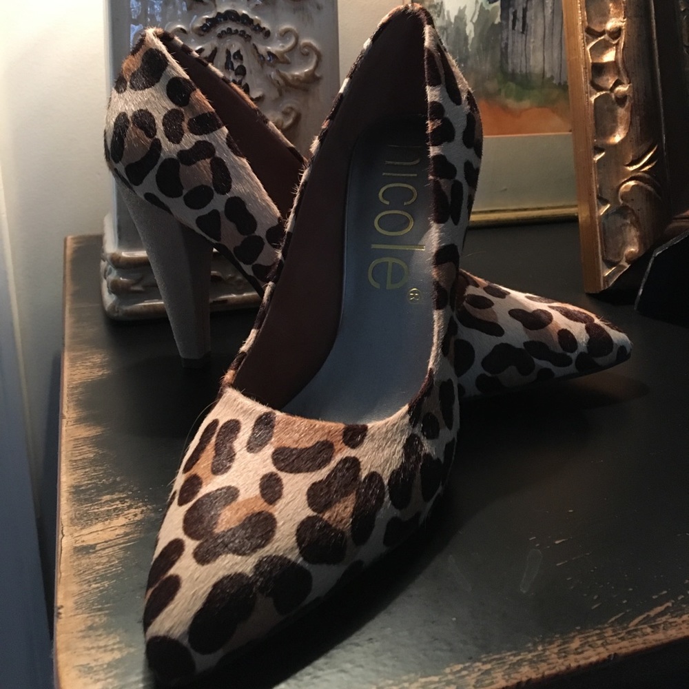 Nicole leopard print calf hair pump 8.5