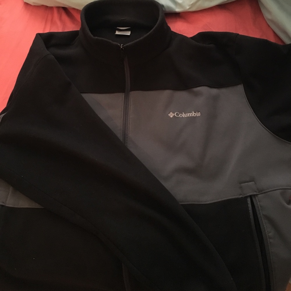 3x Columbia Jacket