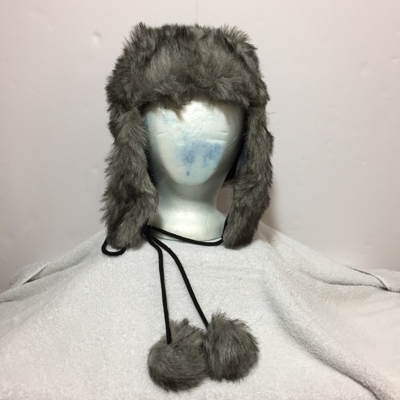 Claire's Accessories - NEW! Gray Faux Fur Hat with Ear Flaps (Ushanka)