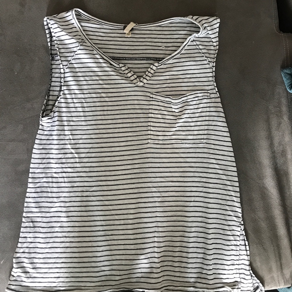 We the free oversized tank