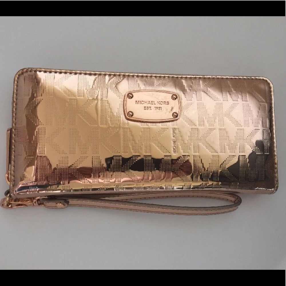 Michael Kors Wristlet