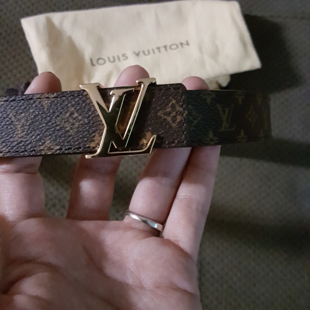 *SOLD* Louis vuitton monogram belt 80/32