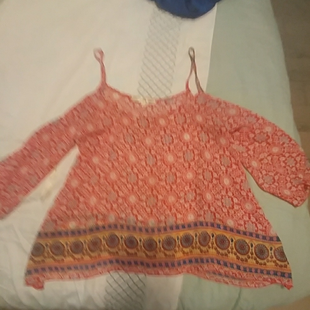 Cold shoulder top