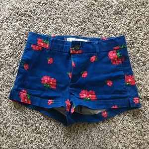 ABERCROMBIE & FINCH SHORTS