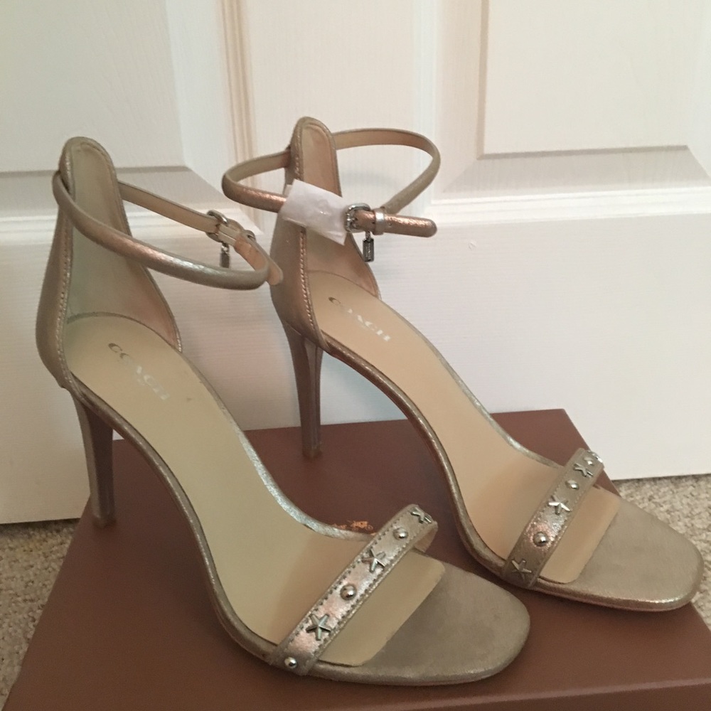 NEW Coach “Gold Melrose” heels