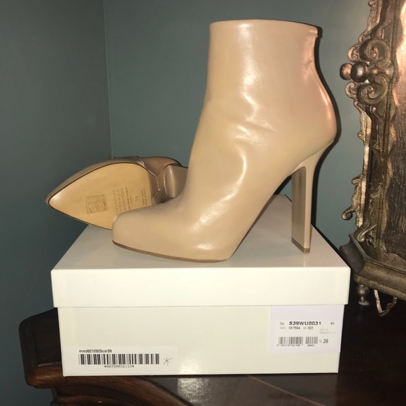 Maison Martin Margiela Ankle Boots - Picture 1 of 9