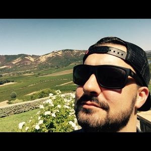 Meet your Posher, James