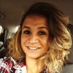 Meet your Posher, Felicia