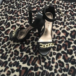 Black and Gold Steve Madden heels