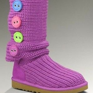 Ugg boots size 6 new in box